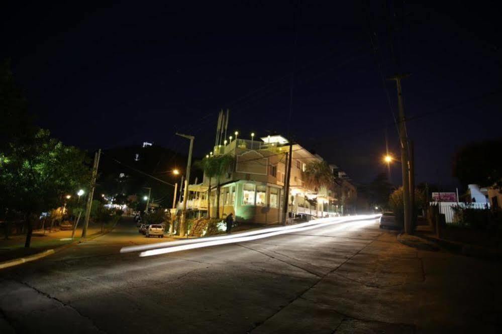 Club House Hotel วิญาการ์ลอสปาซ ภายนอก รูปภาพ