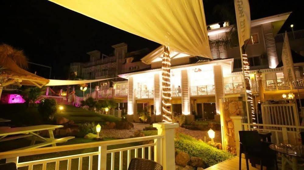 Club House Hotel วิญาการ์ลอสปาซ ภายนอก รูปภาพ