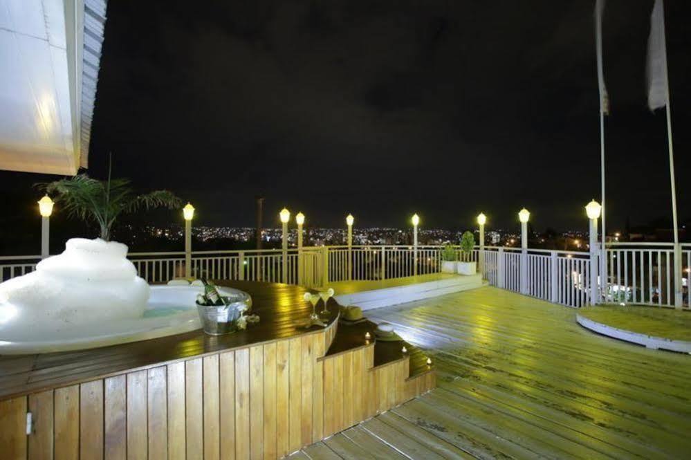 Club House Hotel วิญาการ์ลอสปาซ ภายนอก รูปภาพ
